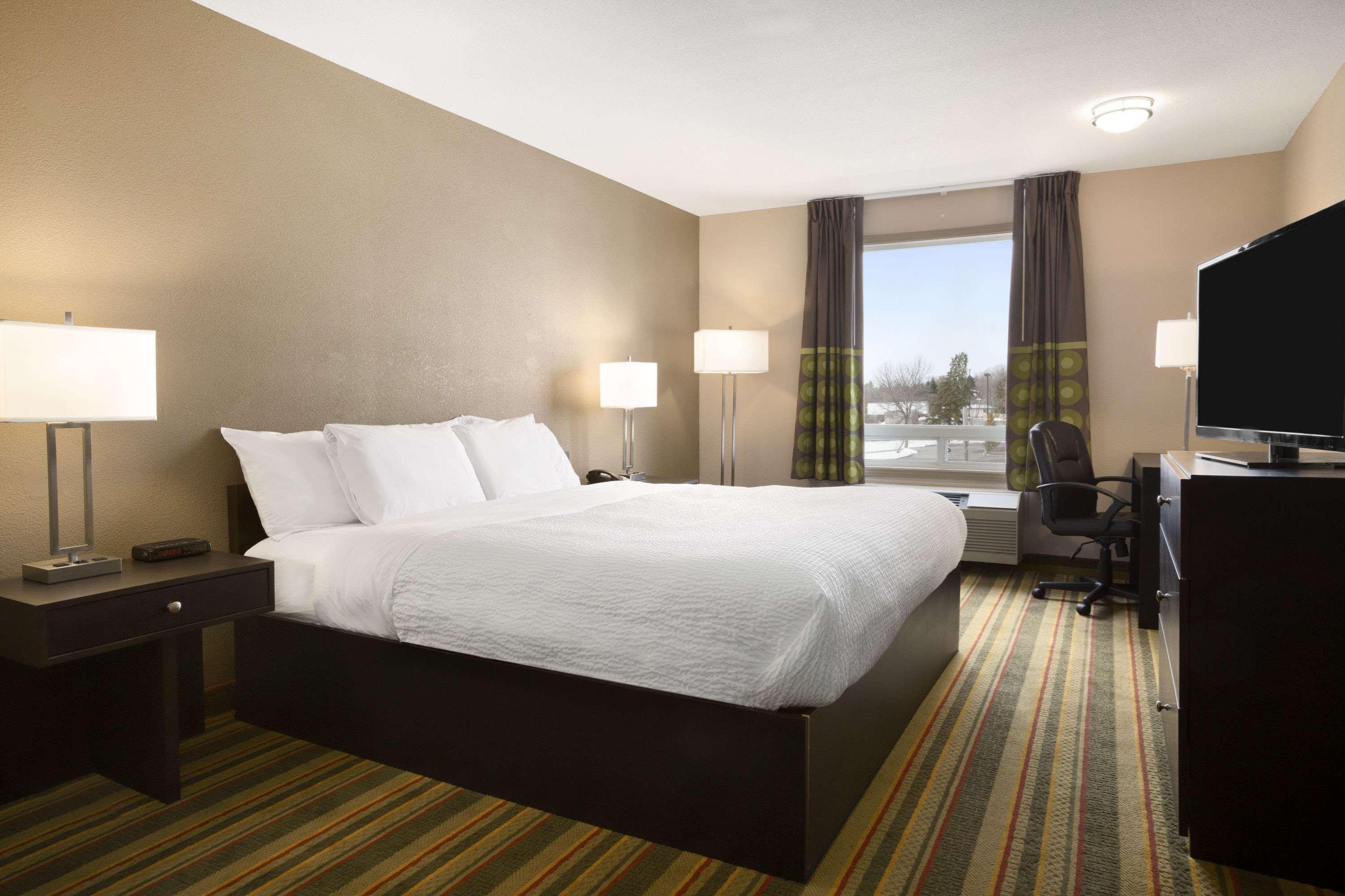Days Inn By Wyndham Woodstock Luaran gambar